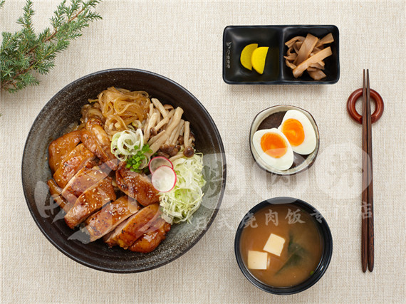 和风照烧鸡腿丼.jpg